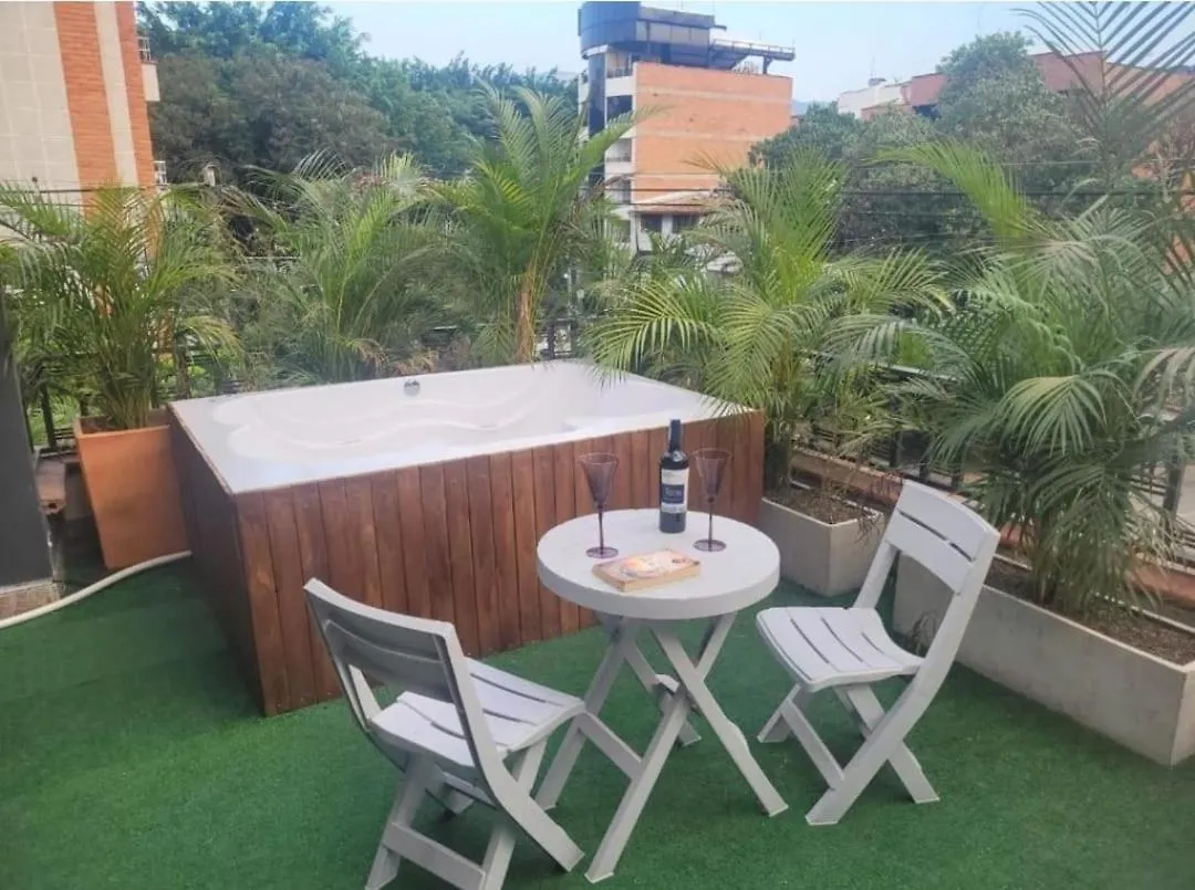 Apartment Amplio Apto Con Jacuzzy Terraza 2B 4Hab Laureles Medellin