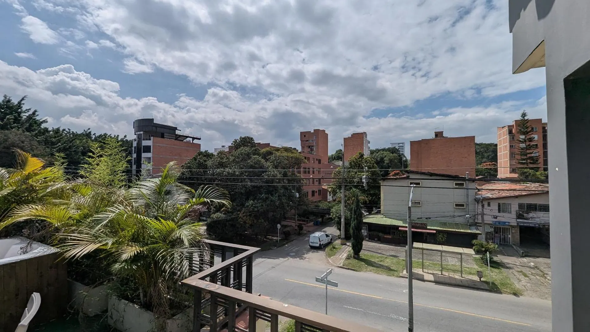 Amplio Apto Con Jacuzzy Terraza 2B 4Hab Laureles Medellin 0*,  Colombia