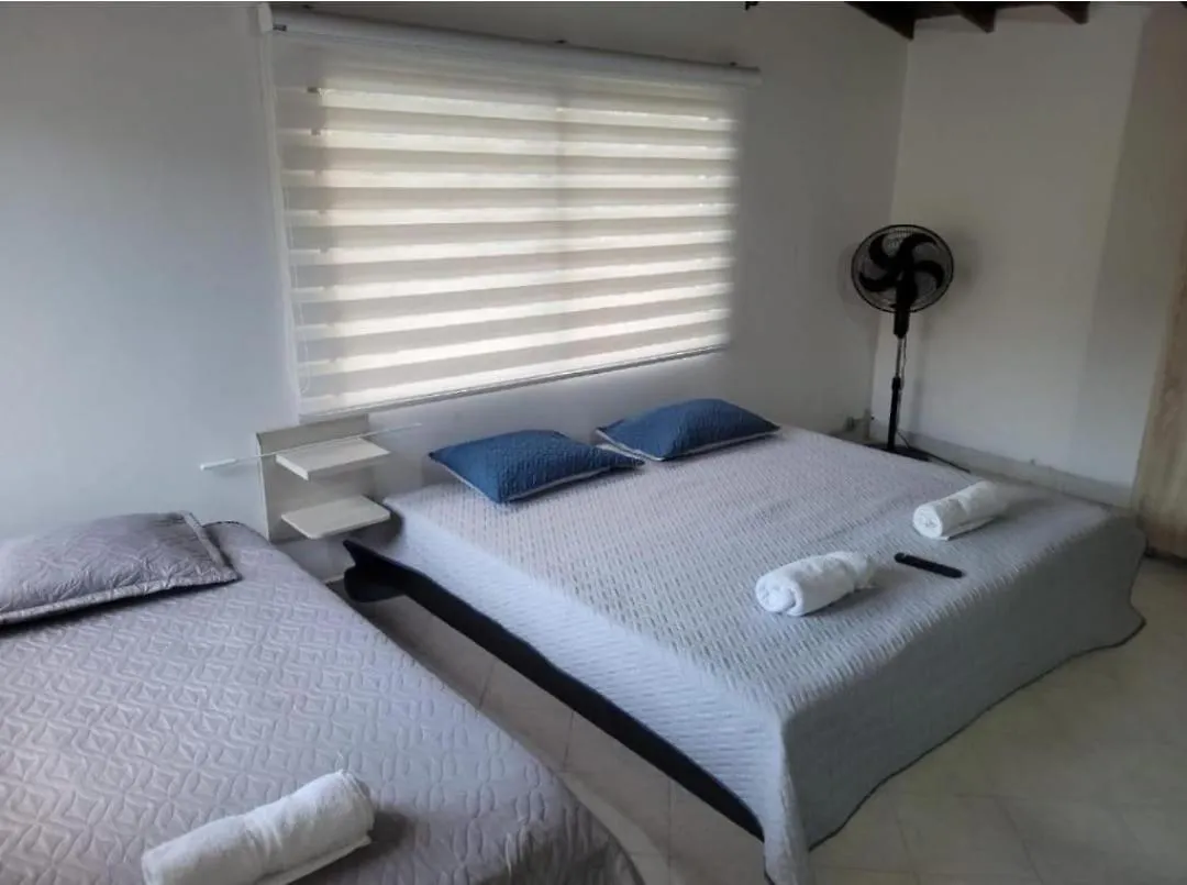 Amplio Apto Con Jacuzzy Terraza 2B 4Hab Laureles Medellín