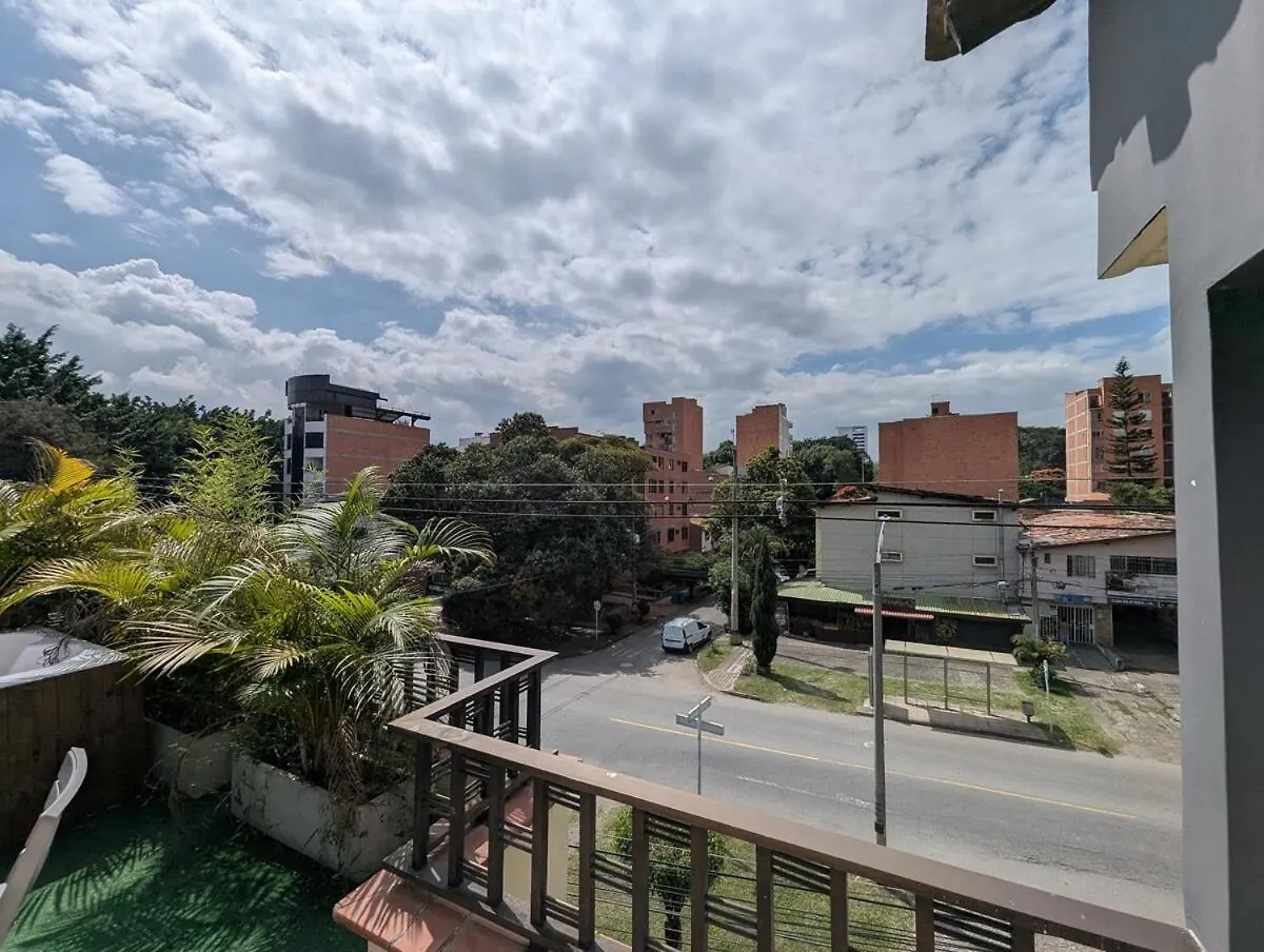 Amplio Apto Con Jacuzzy Terraza 2B 4Hab Laureles Medellín Appartement